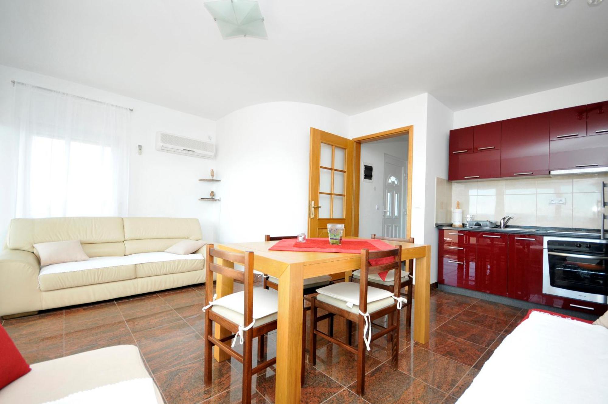 Apartmani Svalina - Seaview And 130M From Beach 트로기르 외부 사진