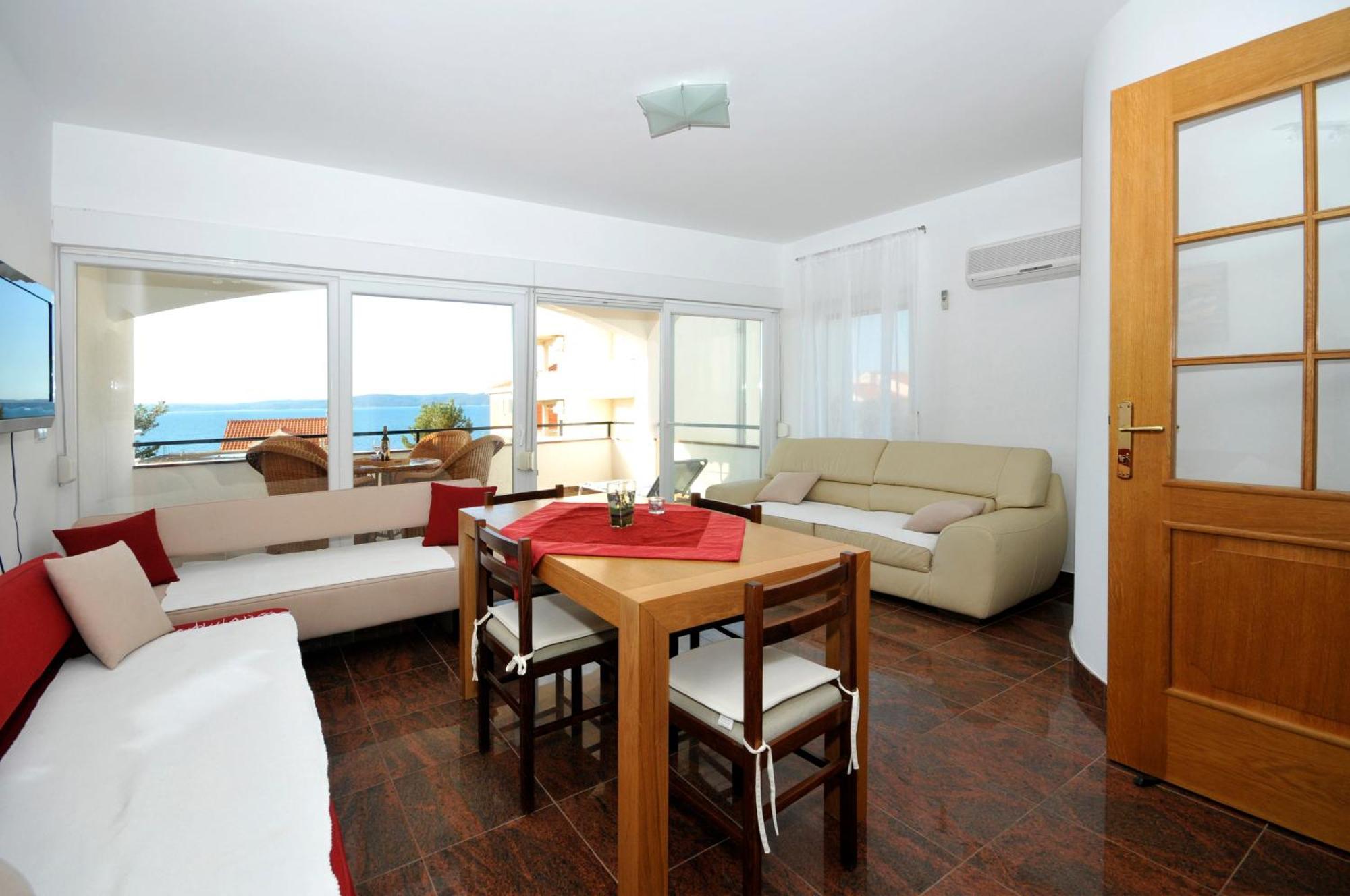 Apartmani Svalina - Seaview And 130M From Beach 트로기르 외부 사진