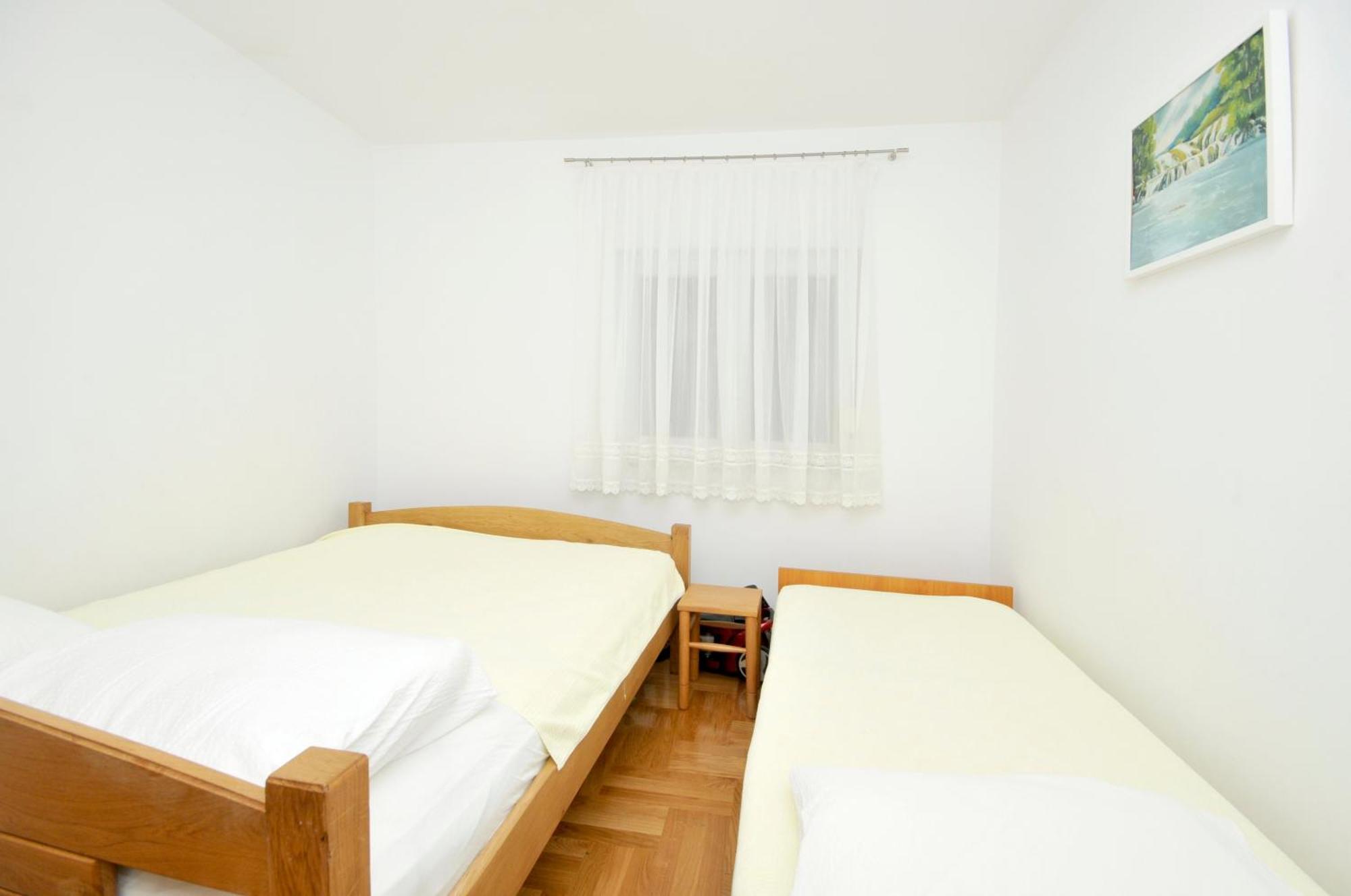 Apartmani Svalina - Seaview And 130M From Beach 트로기르 외부 사진