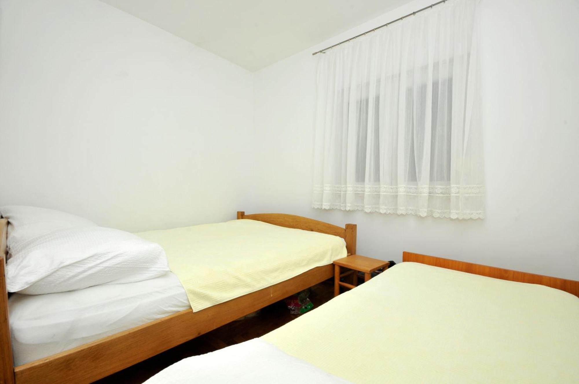 Apartmani Svalina - Seaview And 130M From Beach 트로기르 외부 사진
